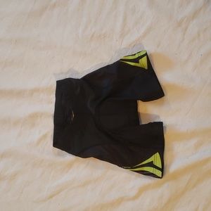 🛍Boys sz Lg padded bike shorts